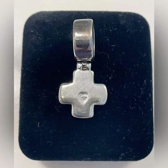 Silpada Sterling Silver Cross Pendant. - Picture 4 of 4